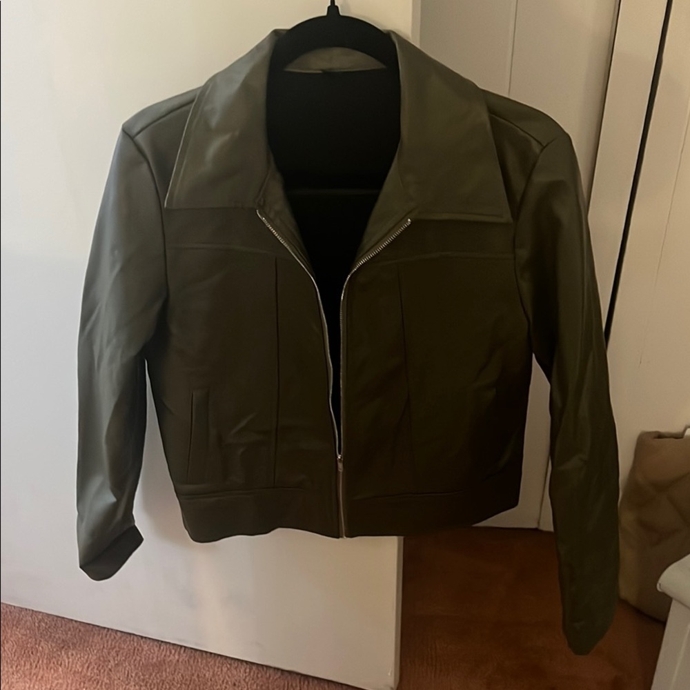 SHEIN Green Leather Cropped Jacket with Zipper